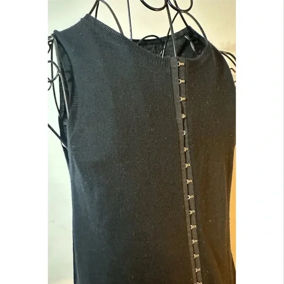 Alexander McQueen’s McQ high neck top - Picture 3 of 6